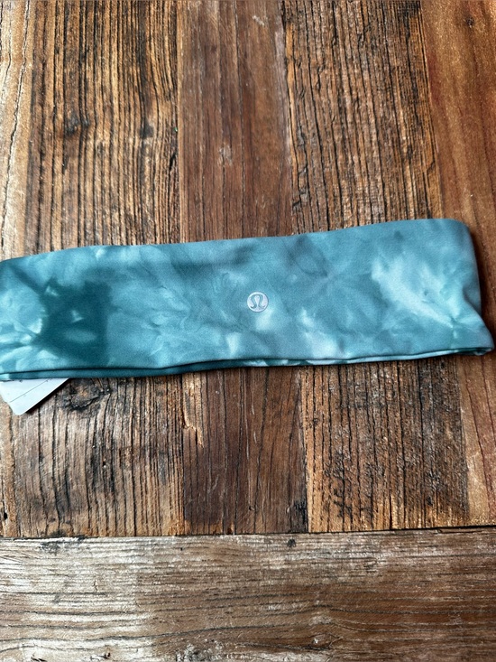 lululemon athletica Accessories - lululemon athletica teal workout headband